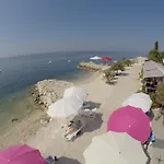 Amigo Podstrana