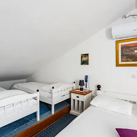Amigo Gæstehus 4*