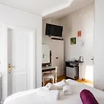 Amigo 4*