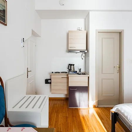 Amigo 4* Podstrana