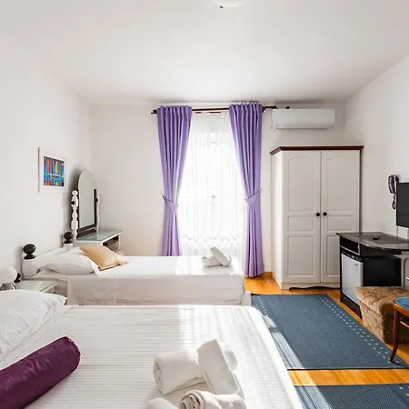 Amigo Guest house Podstrana