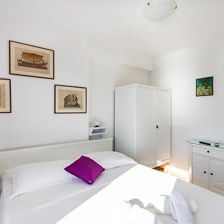 阿米戈别墅旅馆 珀德垂那