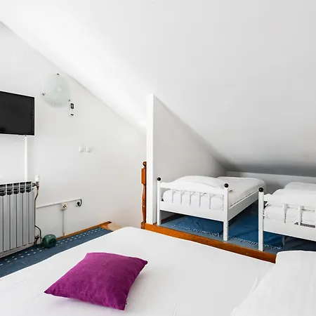 阿米戈别墅旅馆 4* 珀德垂那