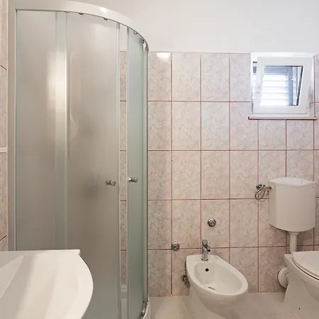 阿米戈别墅旅馆 招待所 4*