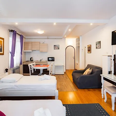 阿米戈别墅旅馆