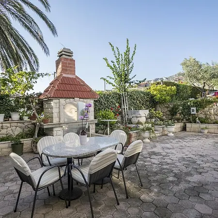 Gostinjska kuća Amigo Podstrana