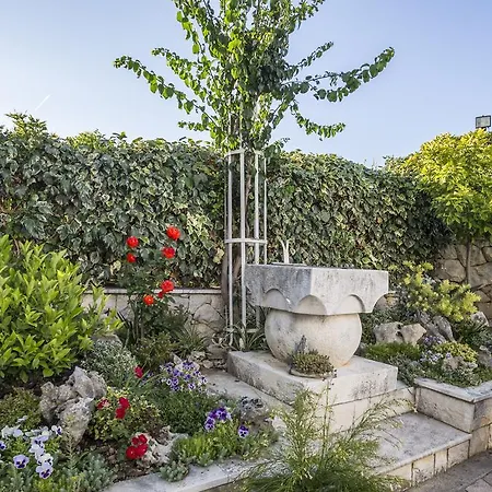 阿米戈别墅旅馆