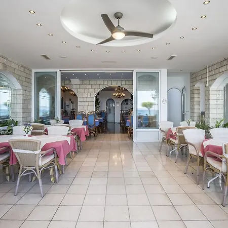 阿米戈别墅旅馆 珀德垂那