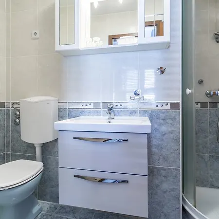 Amigo Gostinjska kuća 4*