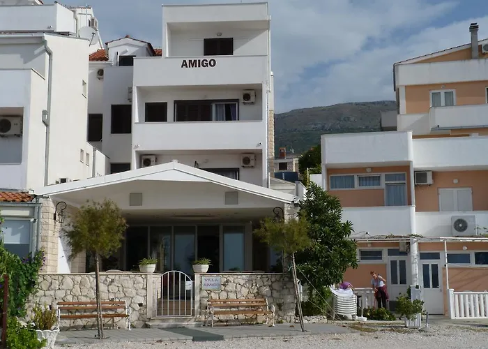 Pensión Amigo Podstrana