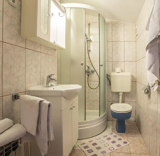 Pensión Amigo Podstrana